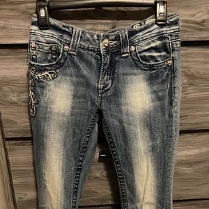 Miss Me Distressed Jeans. Size 27. Great condition.